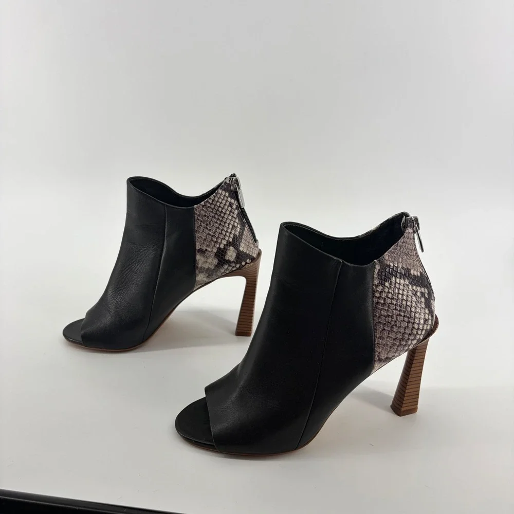 Vince Camuto Womens 8.5 Black Snake Peep Toe Booties Flared Heel Ankle Boots